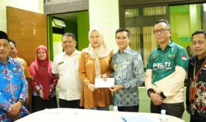 Bupati Nunukan Kunjungi Pasien Anak Usia 11 Tahun Penderita Rabdomiosarkoma di RSUD Nunukan