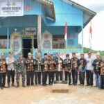 Tari-Tarian Yanti Pulu Ramaikan Peresmian Rumah Adat Suku Dayak Tenggalan